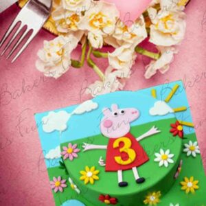 Peppa The Pig Birthday Fondant Cake