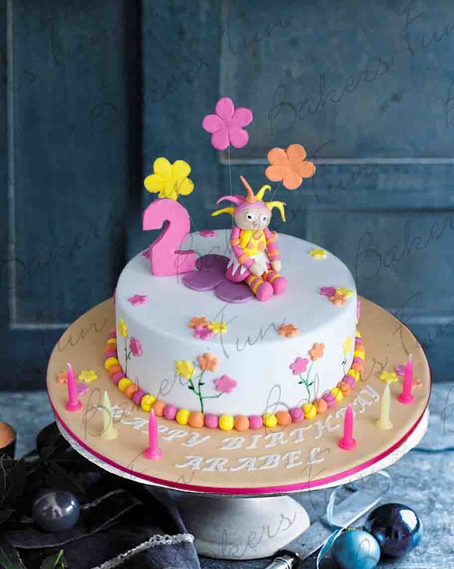 Toddler Girl Birthday Cake - Bakersfun