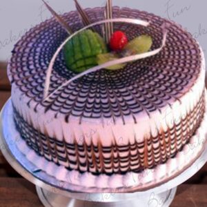 Special Chocolate Whip Cream Cake